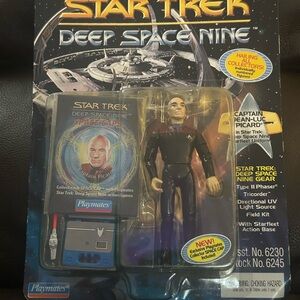 Star Trek Captain Jean-Luc Picard Action Figure - Black Suit